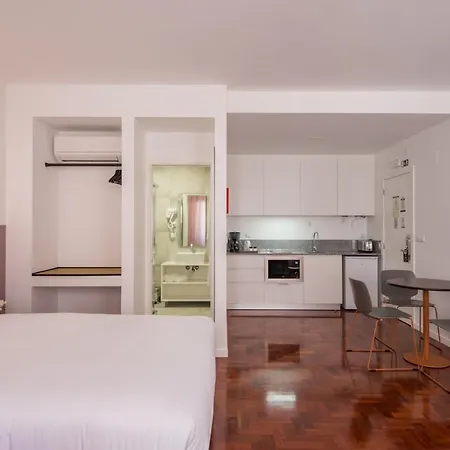 Lsa Campos By Numa * Lisboa