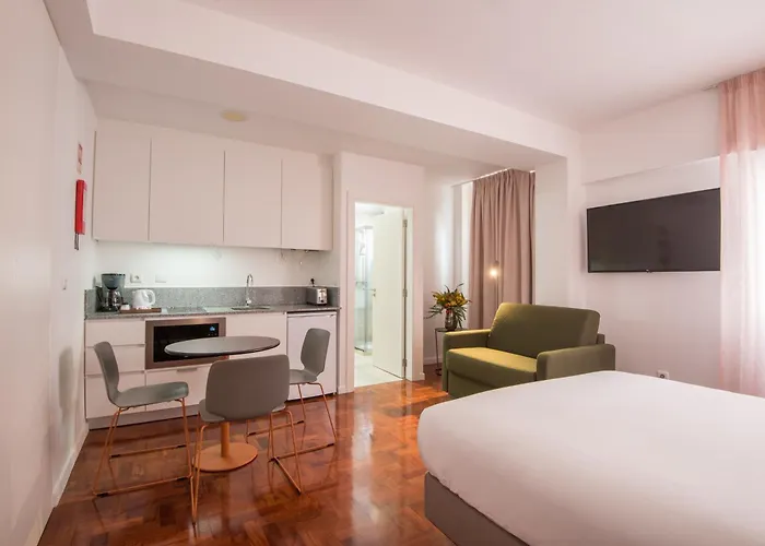 Lsa Campos By Numa *